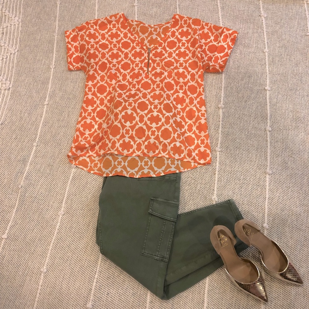 Boho V-neck Zip-up Top - Picture 4 of 10
